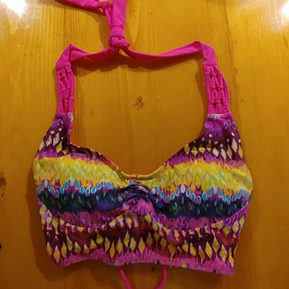 Adorable bikini top